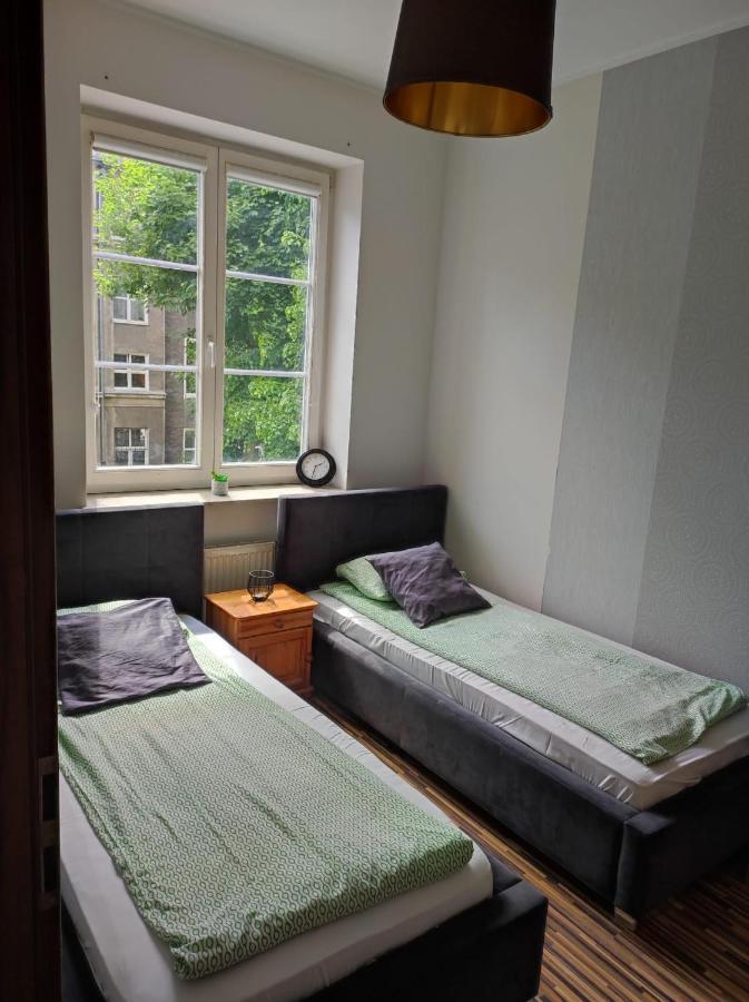 Apartament Przy Fontannie Neptuna Gdańsk Extérieur photo